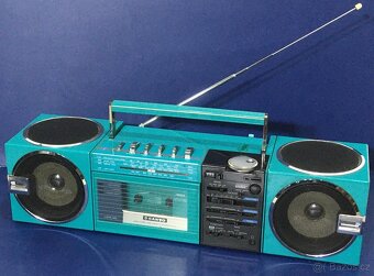 SANYO M 7755L - zelený -radiomagnetofon z 80" - 2