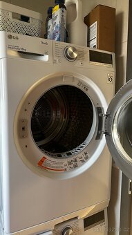 Sušička LG RC8TV9AVHN - 2