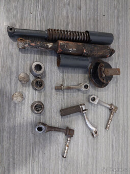 Jawa 50 pionyr, mustang, parez - dily - 2