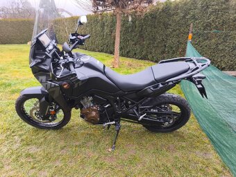 Honda CRF 1100 L Africa Twin (2023) jako nová, 16 tis.km - 2