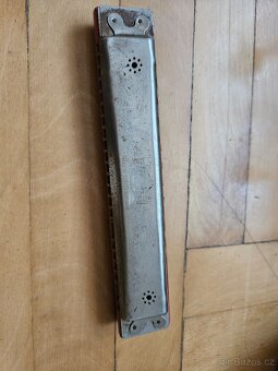 Stará foukací harmonika - 2