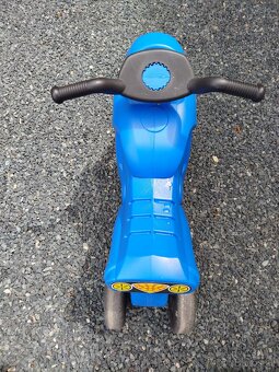 Modré odrážedlo - 2