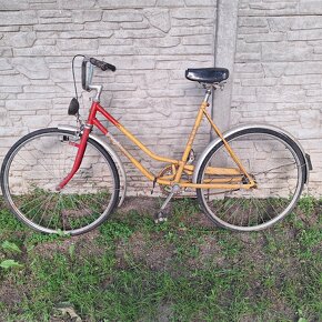 Staré dámské kolo - 2