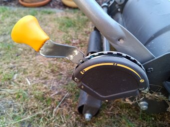 Vřetenová sekačka STIGA SCM 440 FS - 2