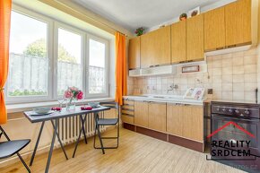 Prodej bytu v os. vl. 2+1+komora + balkon/69m2 na ul. Jurkov - 2