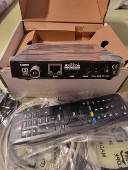 Android box Kaon kstb 6077 /nový od T-mobile - 2