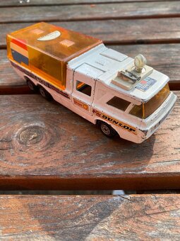 Racing car Transporter Matchbox SuperKings - 2
