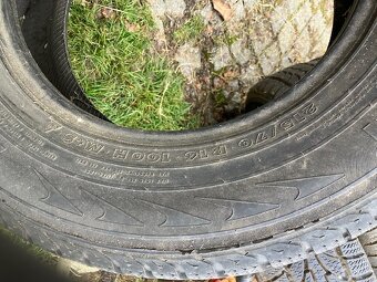 Pneu 215/70x16 - 2