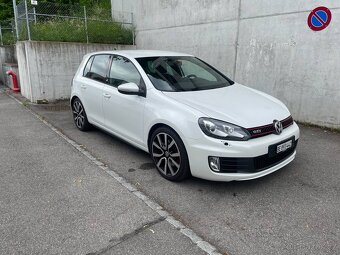 VW Golf VI GTI 155 kW 2.0 DSG Adidas Edice - 2
