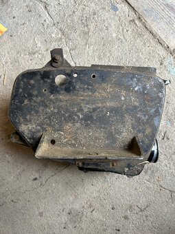 ČZ 125/476 175/477 airbox - 2
