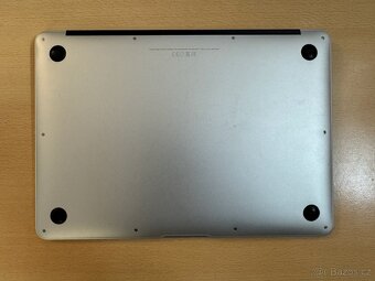 MacBook Air 13″ (Early 2015) - 8 GB / 256 GB - 2