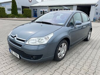 Citroën C4 1.4i - 2