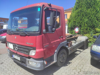 MERCEDES ATEGO r.v.2006 Kontejner - - 2