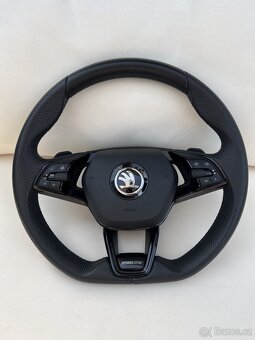 Na prodej – Sportovní volant Škoda (kompletně černý) - 2