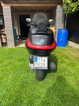 Piaggio Xevo 125 - 2