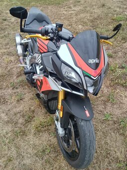 Aprilia tuono v4 - 2