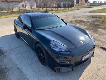 Porsche Panamera Turbo (368kW) - 2