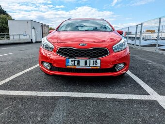 Kia Ceed kombi 1.6 GDI 99 kW Exclusive - 2