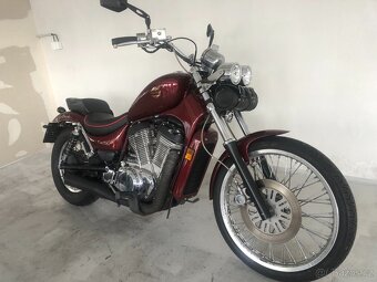 Suzuki VS 750 Intruder - 2