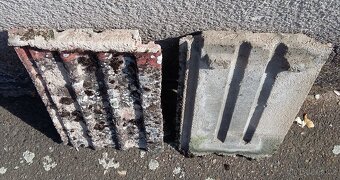 Betonové střešní tašky cca 200-250 ks - 2
