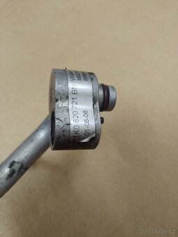 Prodám trubku na klimatizaci 1K0 820 721 BN na Octavii II 2. - 2