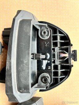 Montážní kit Thule včetně patek - 2