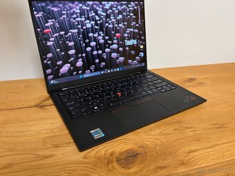 Lenovo ThinkPad X1 Carbon Gen 9 i7 záruka - 2