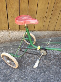 Retro tříkolka - 2