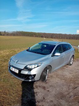 Renault Megane III GRAND - 2