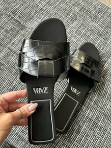 Dámské pantofle Zara - 2