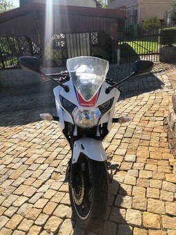 Honda CBR 125r 2015 - 2