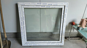 Nové okno 1100x1100mm Gealan, sklo Ug 1,0 - 2