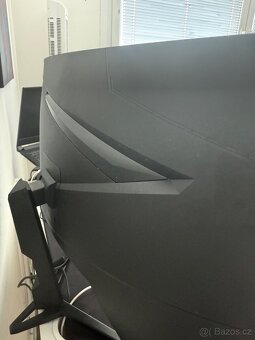 MSI MONITOR - 2