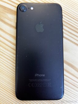 iPhone 7 - 2