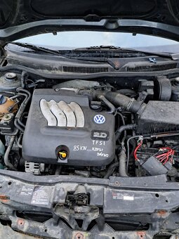 Prodám Golf 4 2.0 85kw + chip - 2