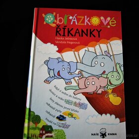 Knihy pro nejmenší čtenáře - 6 ks + dárek - 2