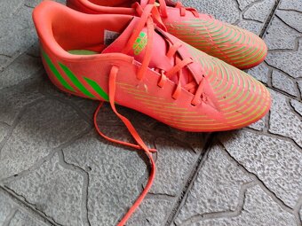 Prodám kopačky Adidas predator - 2