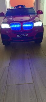 Prodám dětské elektrické auto BMW - 2