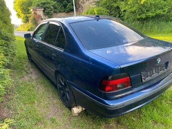 Bmw e39 528i - 2
