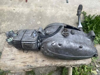Motor Jawa pionýr 05 - 2