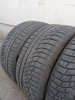 4x Nokian WR A4 225/50 R17 94V (Dot 4119) zimní - 2