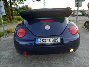 Volkswagen New Beetle Cabrio 1,6 benzín- - 2