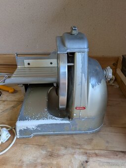 Nařezovy steoj BERKEL 836 - 2