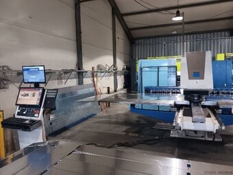 Vysekávací lis TRUMPF TruMatic 1000 R, použitý, z roku 2006. - 2
