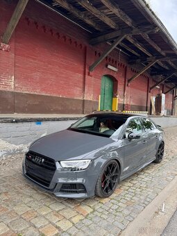 Audi S3 2.0 TFSI quattro S tronic | 228 kW | Daytona Grey | - 2