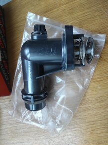 Termostat BMW na motor m43b19 +bonus - 2