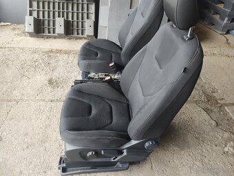 Ford Smax sedačky přední a třetí řada - 2