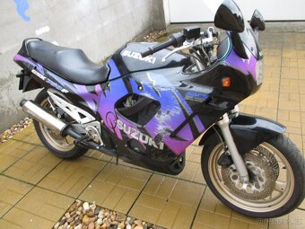 SUZUKI GSX 750 F - 2