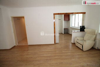 Pěkný udržovaný byt 2+1 v prvním patře cihlového domu v Haba - 2