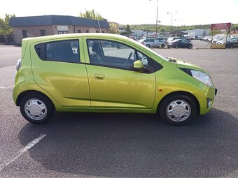 Chevrolet Spark 1.0 16V (68 k) – r.v. 2011, nová STK - 2
